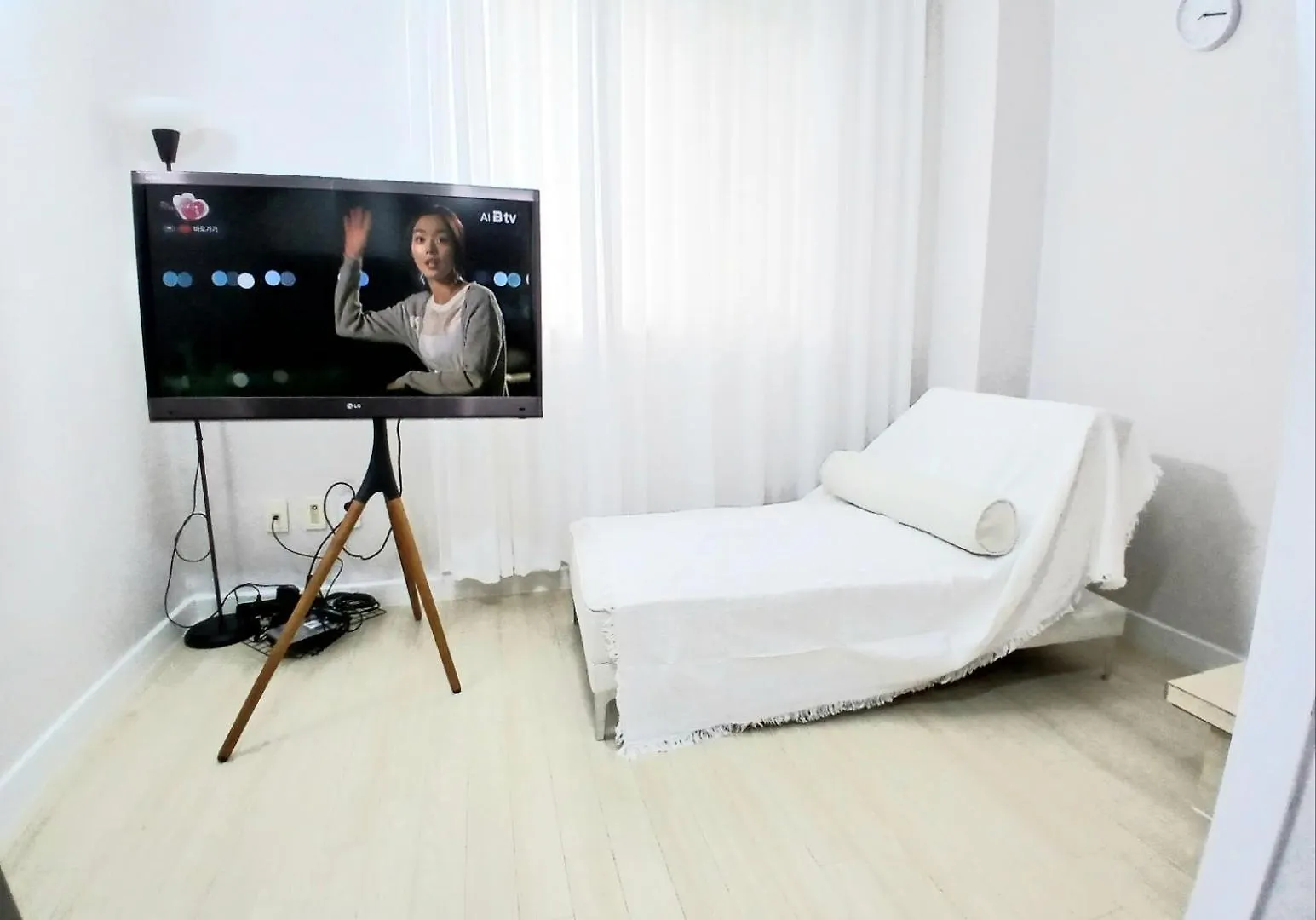 Bonghwasan Stan Cozy Duplex Apartment Seoul