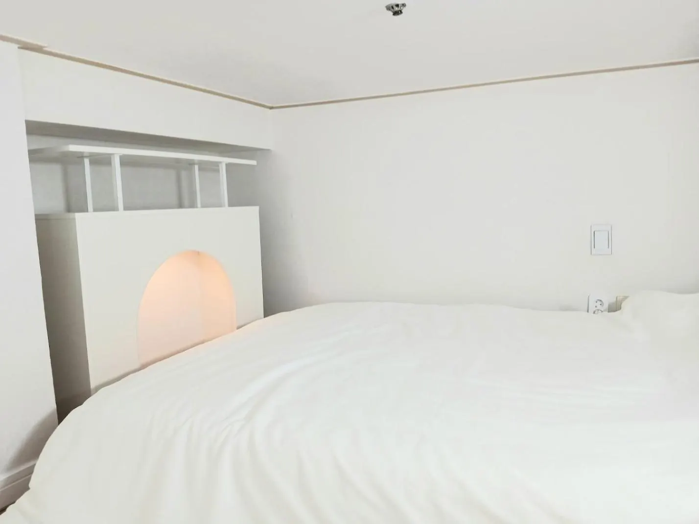 Bonghwasan Stan Cozy Duplex Apartment Seoul